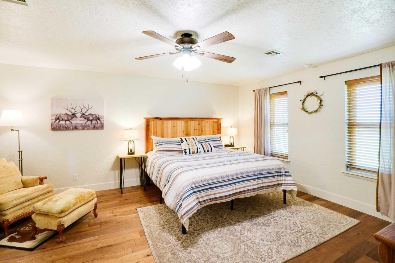 Spacious Country Home Near Ft Sill And Medicine Park Lawton Kültér fotó